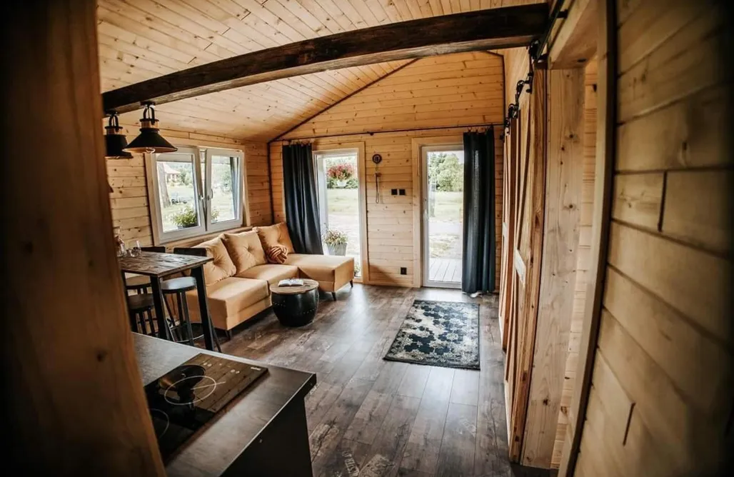 AlohaCamp Chalet Superior LOFT 4