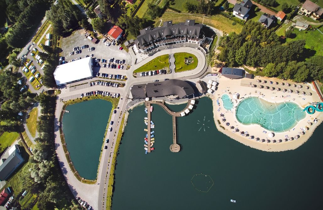 AlohaCamp Parcela dla Kampera woda+prad 1