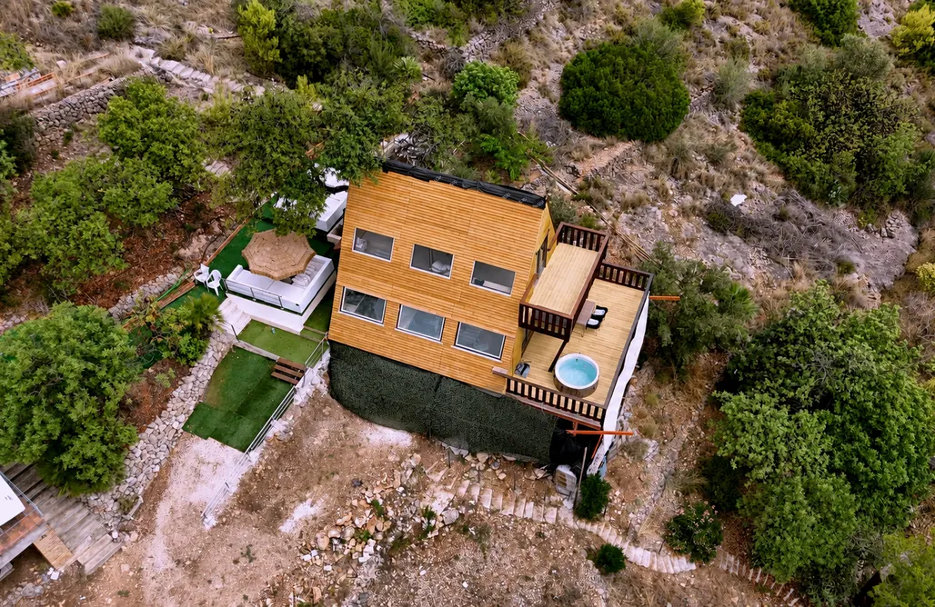 Location Espagne Cabane en bois avec jacuzzi et vues spectaculaires sur la mer et les orangers 1