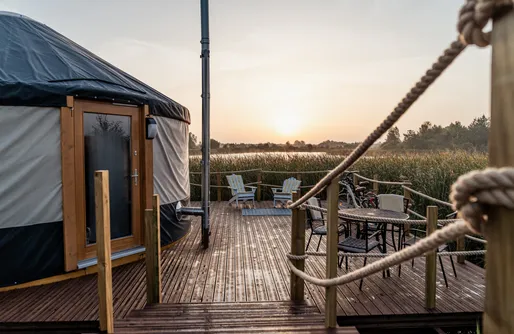 Zdjęcie obiektu Glamping, Jurty i Namioty na wodzie Pstrągowo