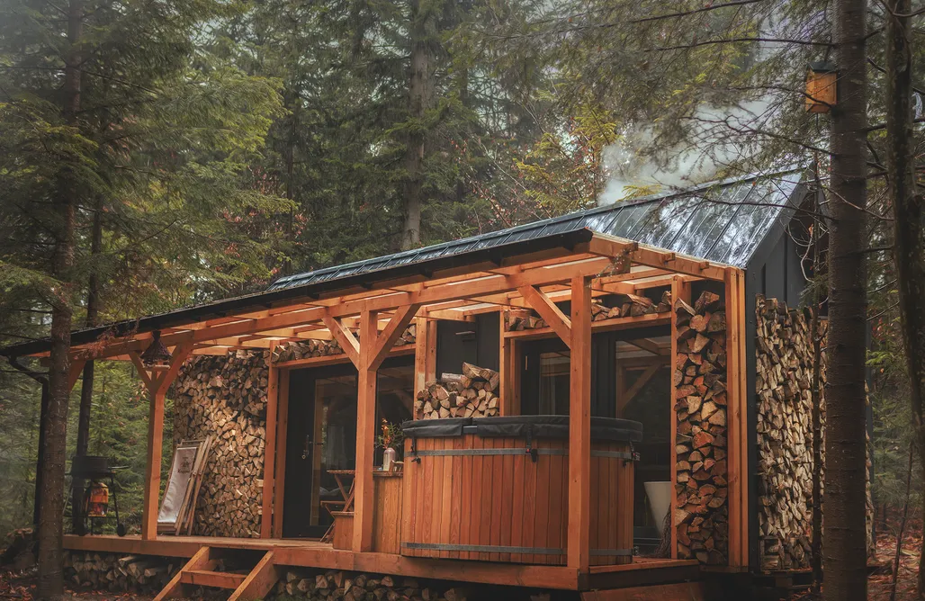 Unterkunft AlohaCamp Tiny House w Lesie 1