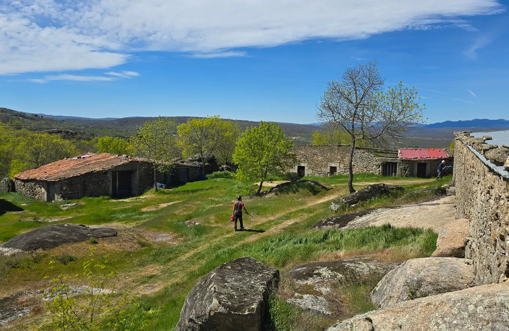 AlohaCamp El Triskel de Chumbea – Cozy Rural Retreat | Nature, Stars & Panoramic Views 1