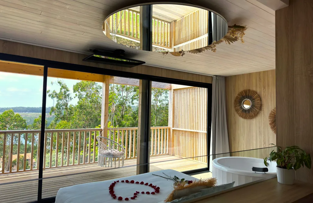 AlohaCamp Faro Fisterra 3