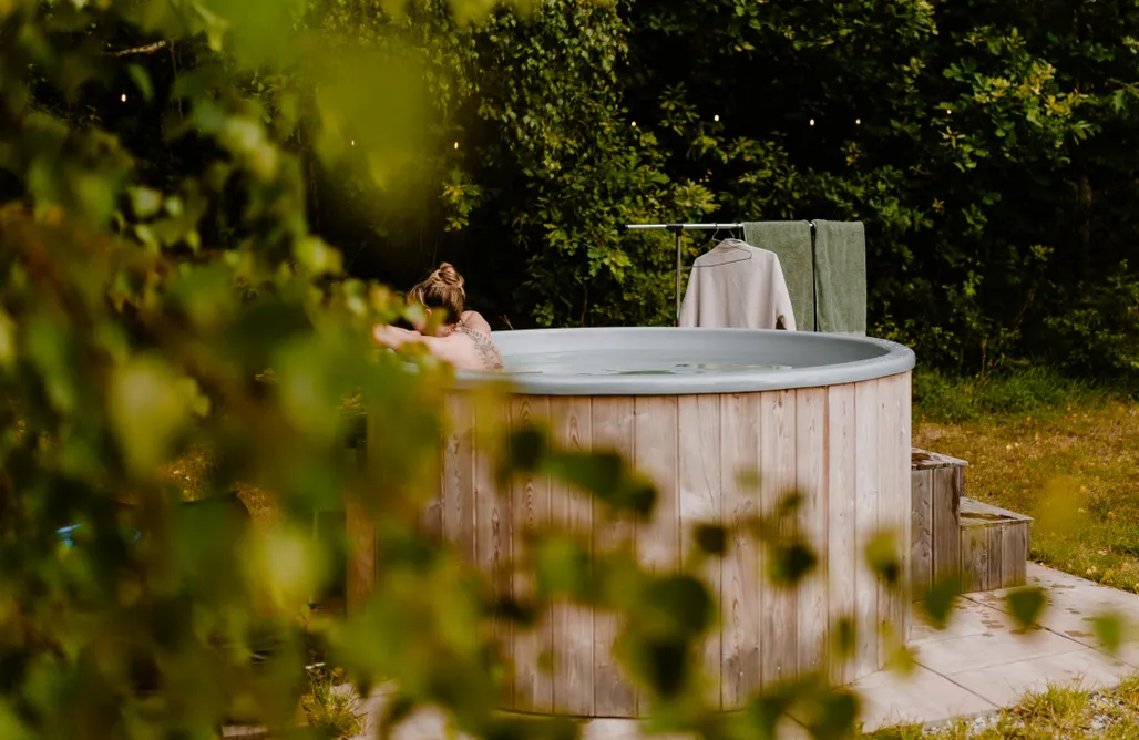 noclegi AlohaCamp Drewniany domek w lesie 5