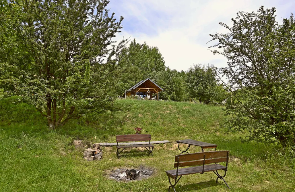 Mychatka, gorąca balia retro w cenie AlohaCamp