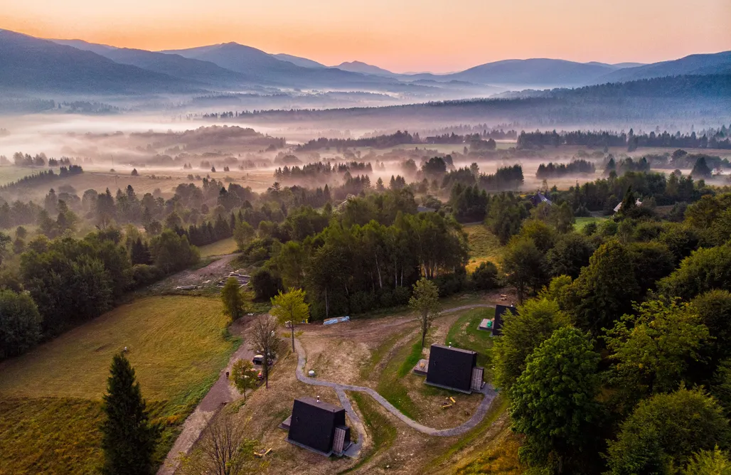 AlohaCamp accommodation Domki 4 Nad Ranem - Baza Bieszczady Smerek 1