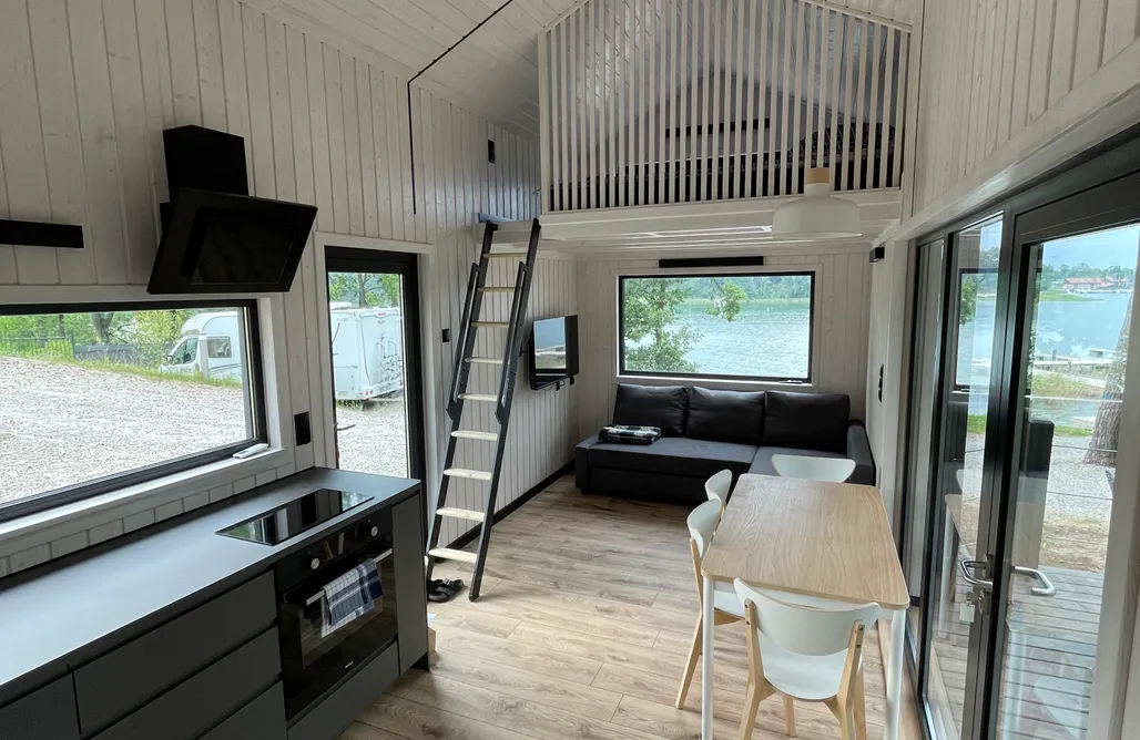 AlohaCamp Tiny House 4, 5, 6 Standard 1