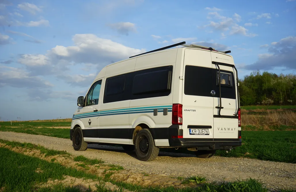 alojamientos AlohaCamp Campervan - Frank 3