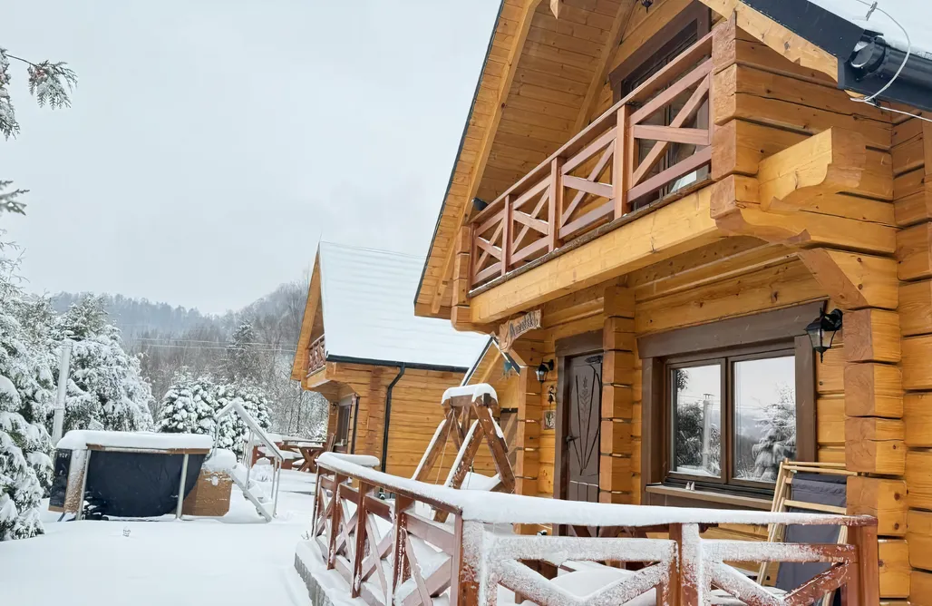 noclegi AlohaCamp Domki z Bali na miedzy 4