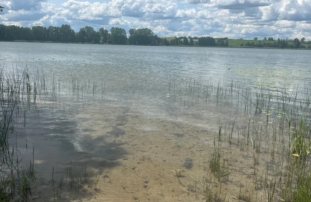 AlohaCamp Chojno 31 przy jeziorze z jacuzzi 1