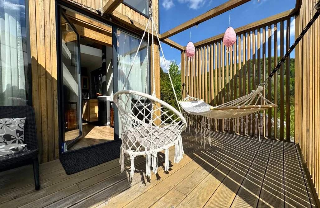 Stodoła Mutne AlohaCamp