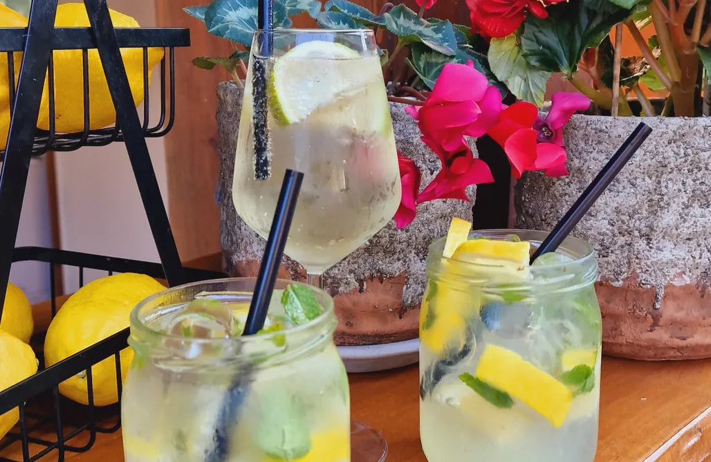 noclegi AlohaCamp Zielony Domek 1