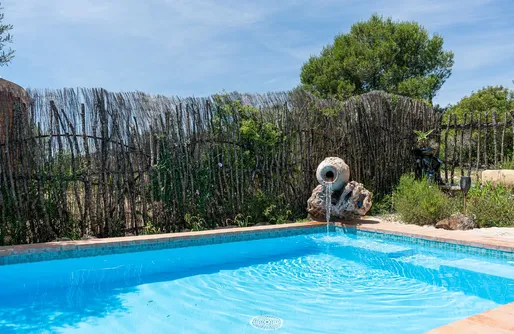 Imagen de Tierra de Arte: Cabaña Triángulo