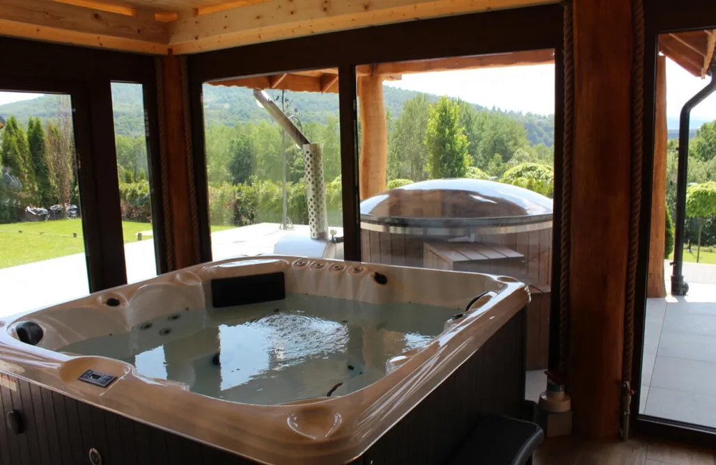 ubytovanie AlohaCamp Jaworina - domki i apartamenty ze strefą SPA  3