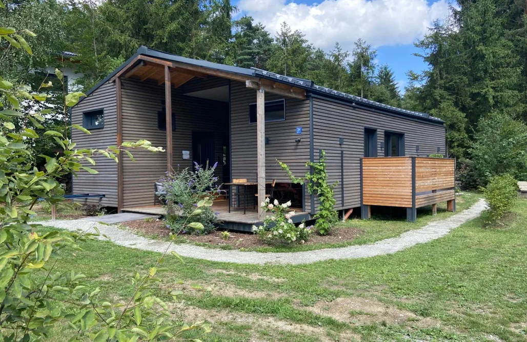 Urlaub in Bayern Trailer Cabins am See 2