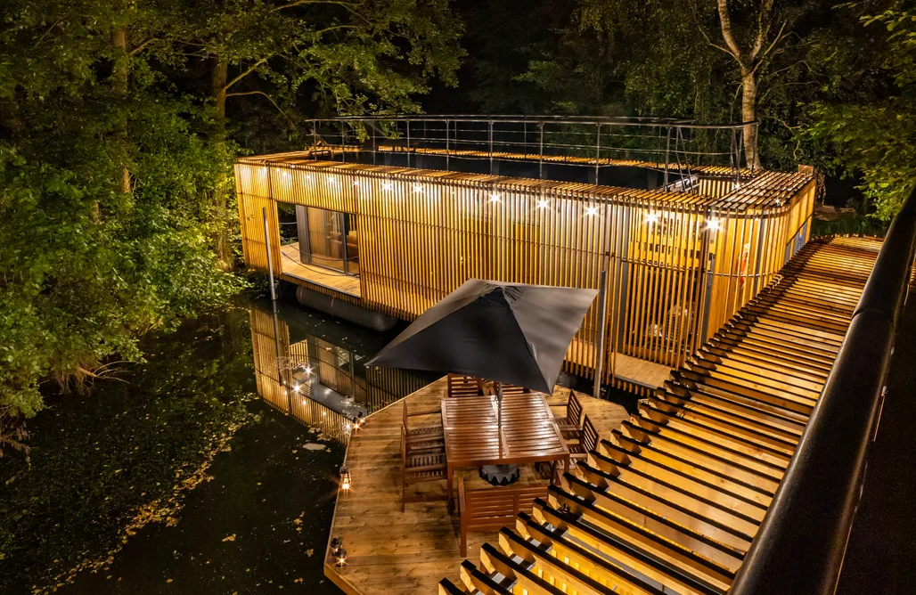 AlohaCamp Luksusowa Kryjówka na wodzie ukryta wśród lasu 1