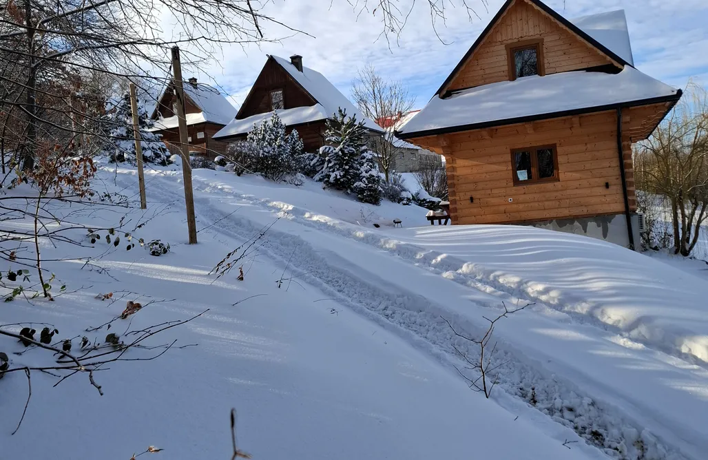 AlohaCamp Domki Letniskowe Ranczo na Załpie 1
