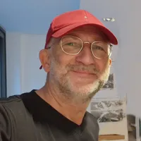 Hans-Karl Gastgebe Holzhaus mit Kamin - Am Forellenfluss