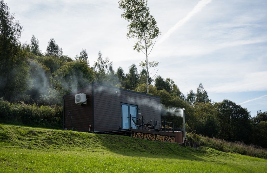 noclegi AlohaCamp Aurora Green Hill - Luna z jacuzzi 1