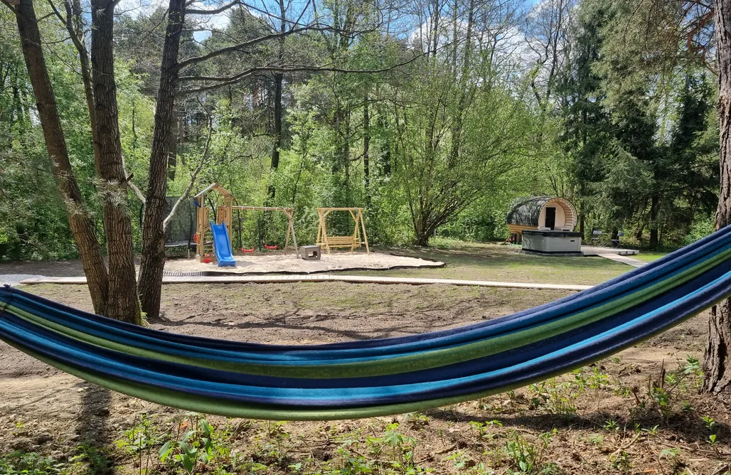 AlohaCamp Domek kontenerowy z 2 sypialniami 1