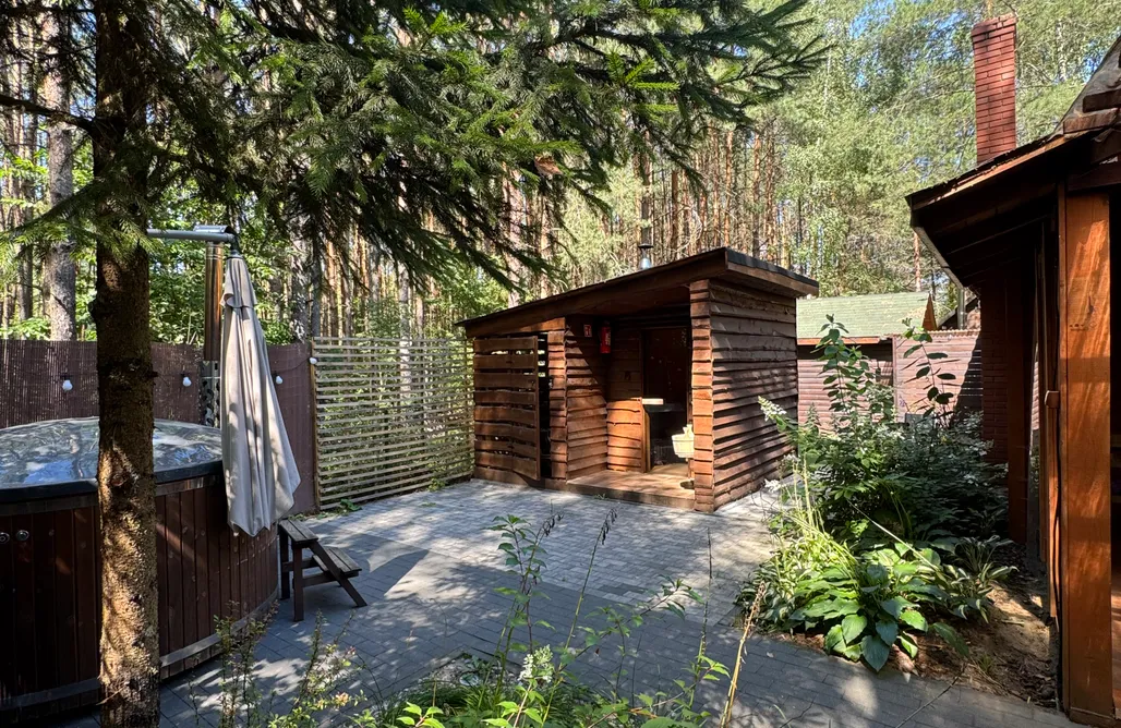 AlohaCamp Chata przy lesie  2