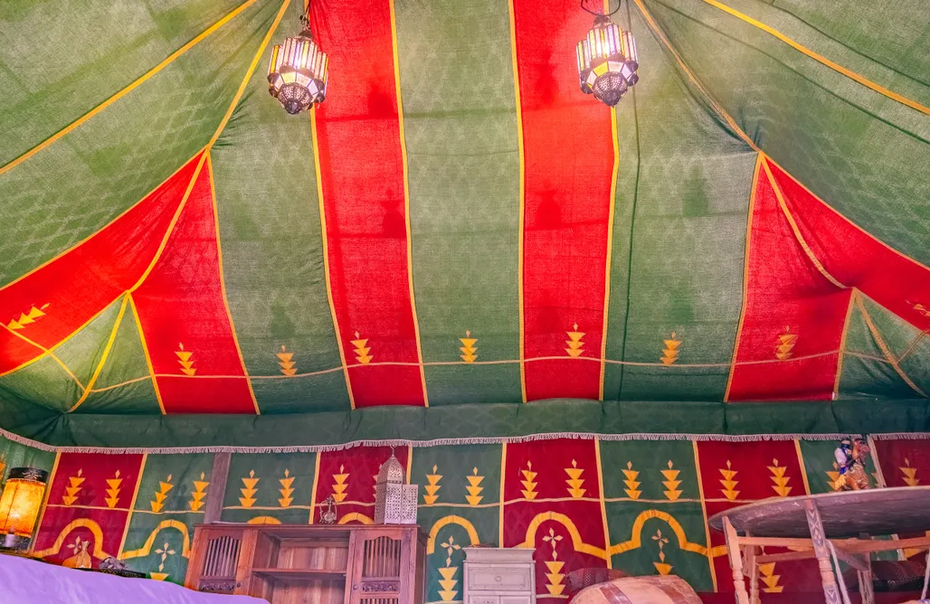 AlohaCamp Tente caïdale Marocaine (30m²) 3