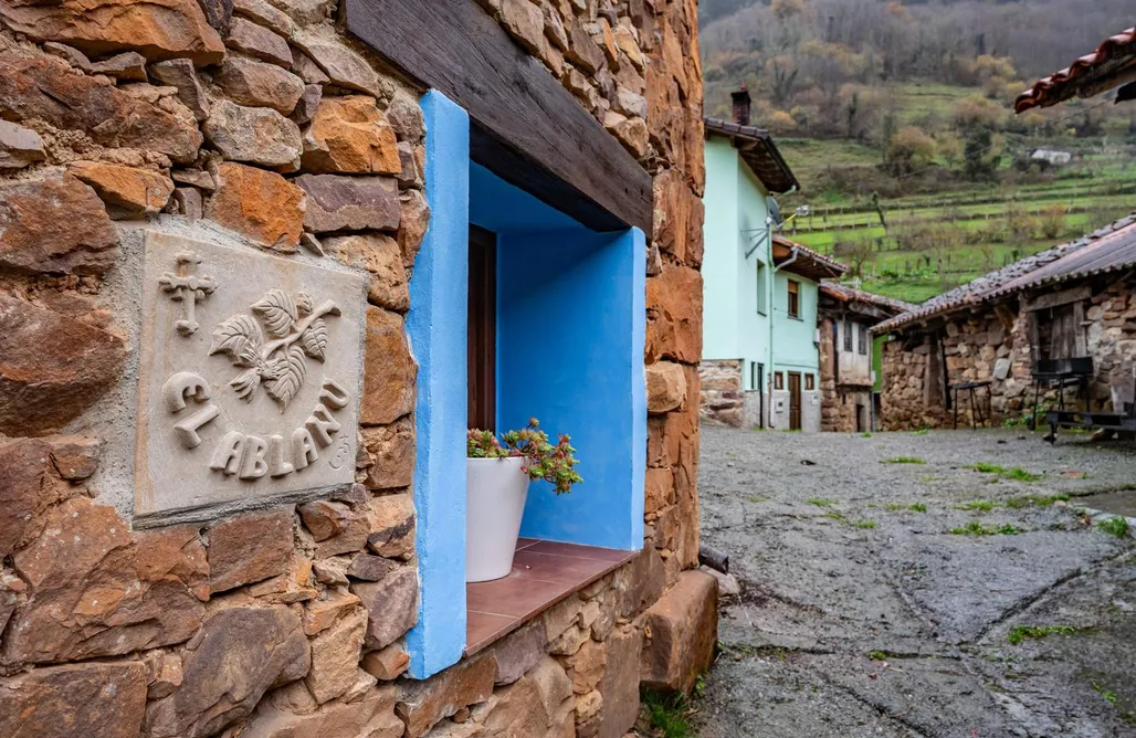 AlohaCamp Ablanu  Jacuzzi, vistas espectaculares, chimenea y barbacoa 1