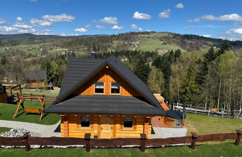 AlohaCamp Domek większy (9 osób) 1