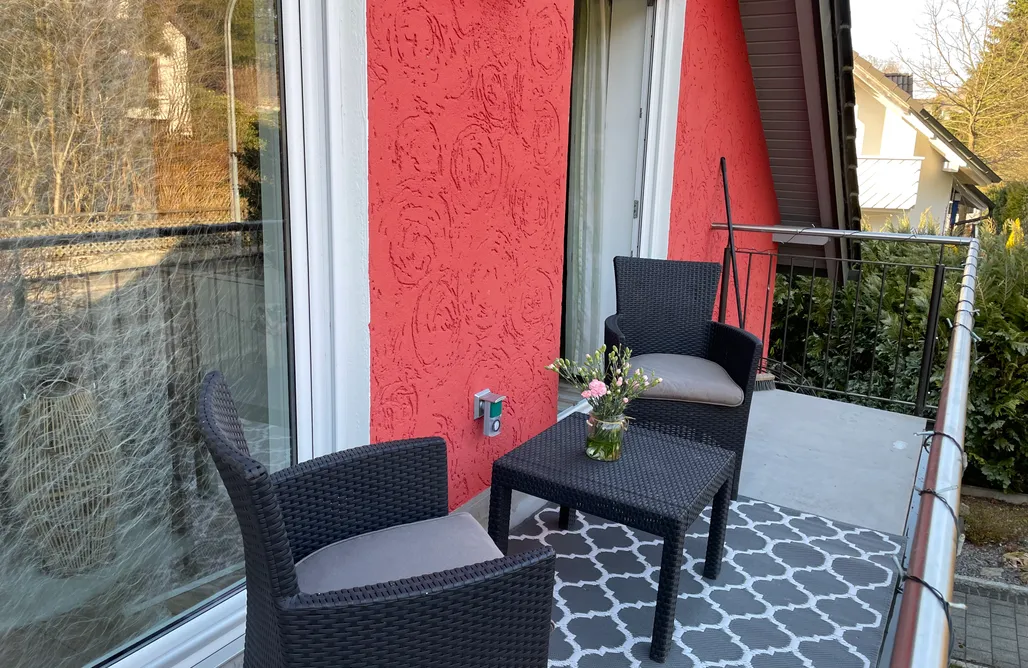 Unterkunft AlohaCamp Ferienwohnung Auszeit mit Loggia in Schauenstein 1