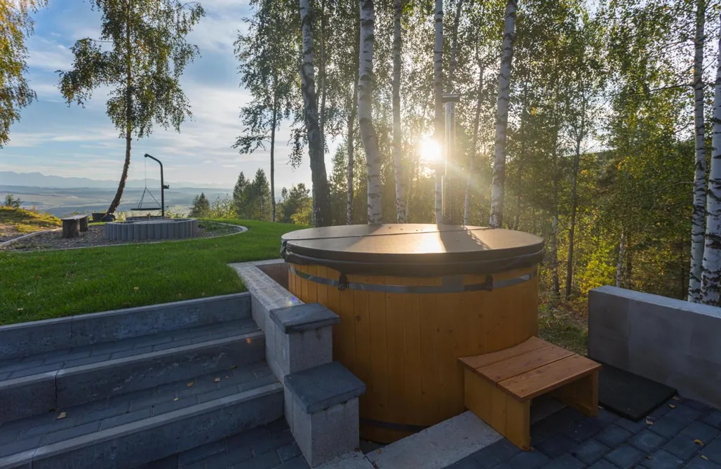 noclegi AlohaCamp Leśny Chill z Jacuzzi na Brzozowym Wierchu 4