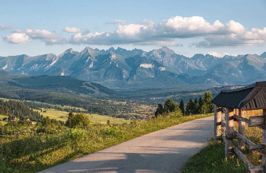 Ząb Noclegi Czarna Góra- Black Apart- stodoły z widokiem na Tatry 3