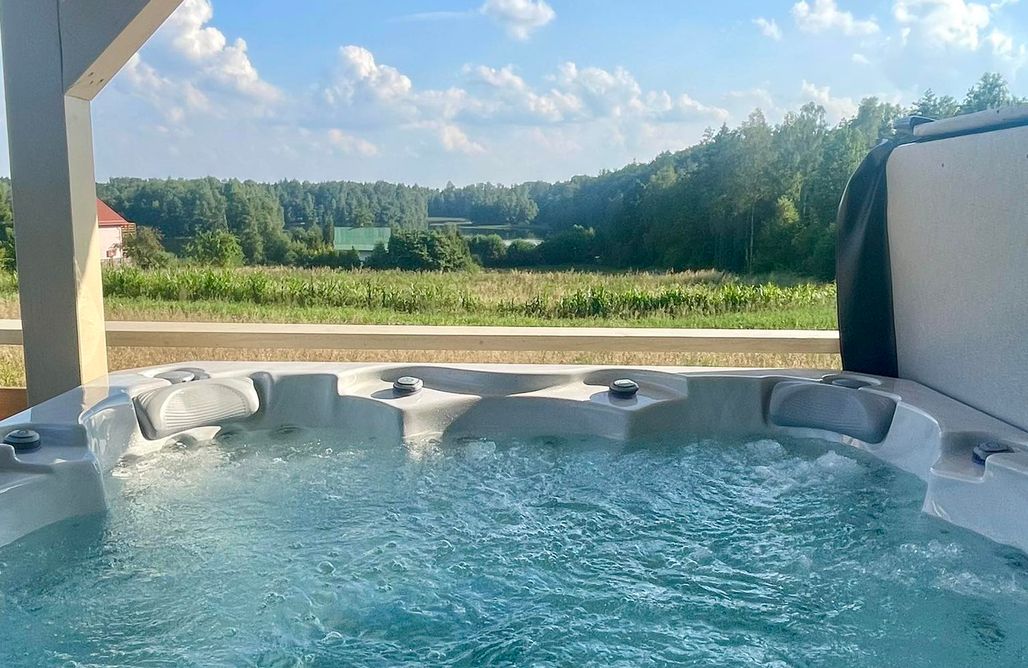 noclegi AlohaCamp Osada Skoczkowo domki z jacuzzi, sauną i balią nad jeziorem 4