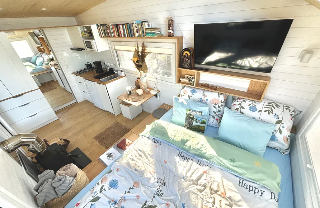 AlohaCamp D7 domek z oknem na gwiazdy, jacuzzi kominek 380m2ogród +sauna basen 3