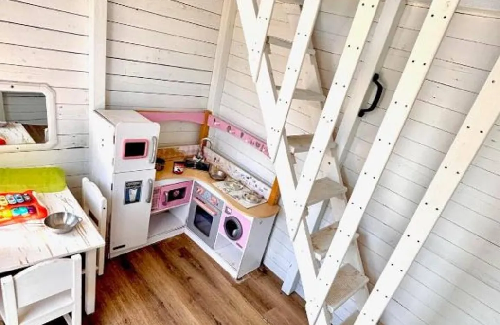 noclegi AlohaCamp Villa Apia 1