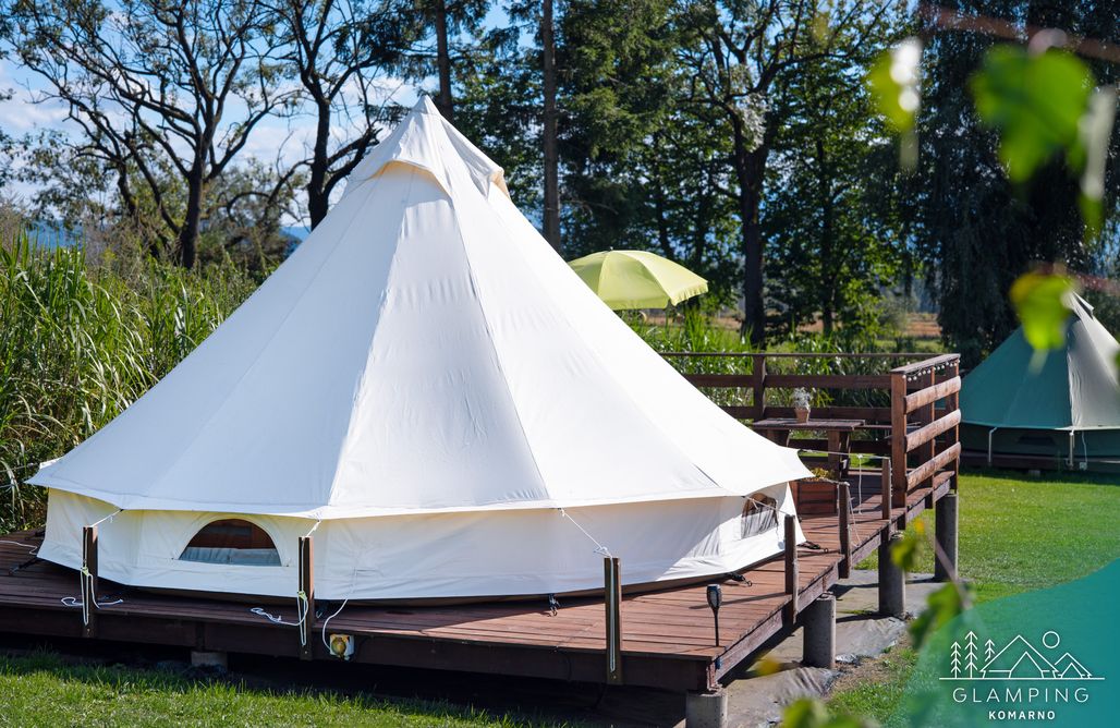 ubytování AlohaCamp Glamping Komarno 1