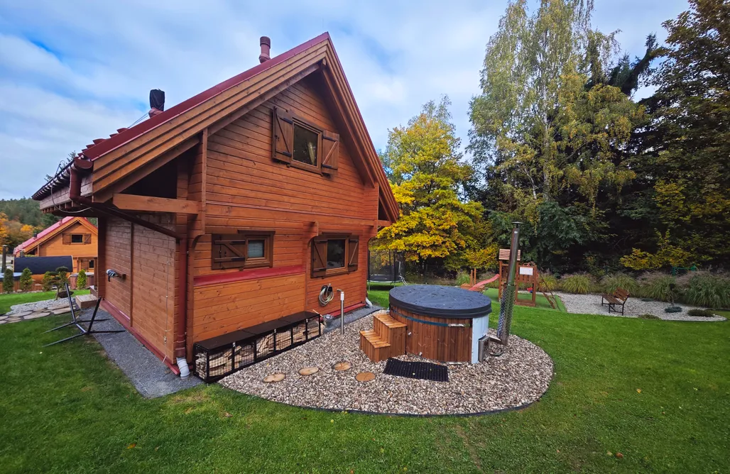 AlohaCamp Domek Ptasiak z prywatną balią 2