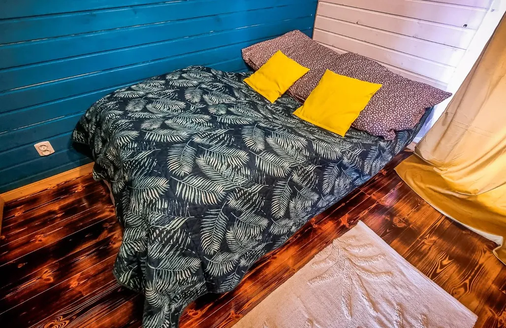 AlohaCamp Żółta stodoła 2