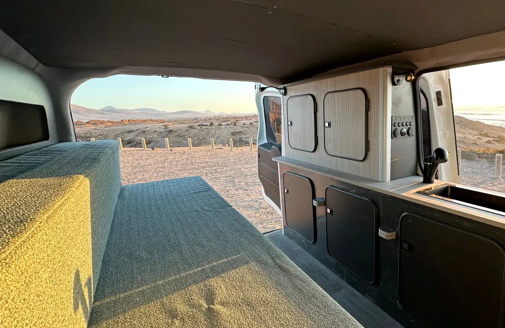 AlohaCamp Camper Van para Backpackers 2