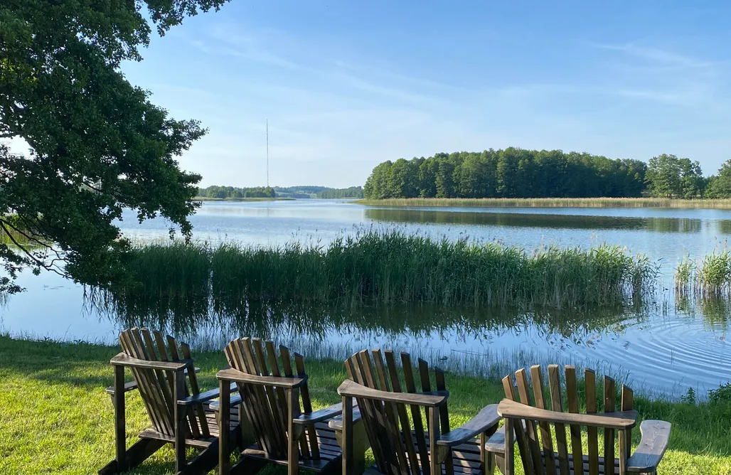 Marcinowa Wola noclegi Dom nad Buwełnem z własną linią brzegową 3