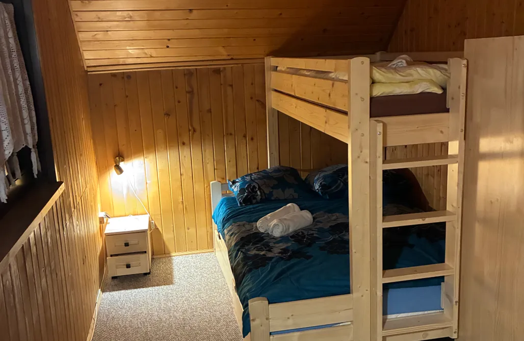 AlohaCamp Dom 12os. 4