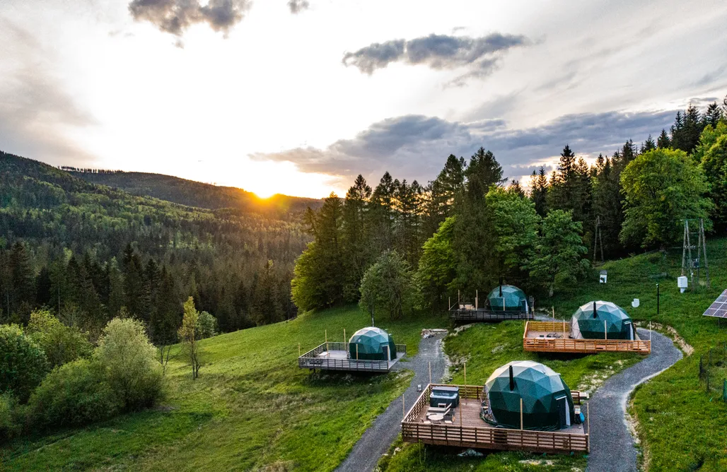 Fajne Miejsca na Wakacje w Polsce Bunny Glamp 3