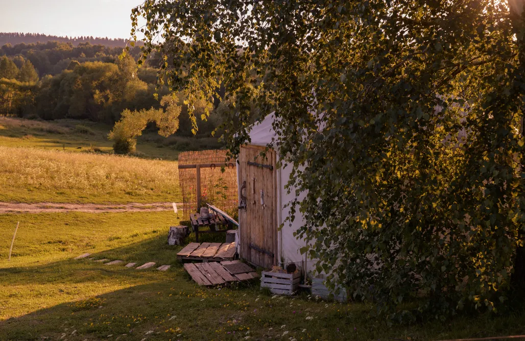 Hébergement AlohaCamp Yourte des Bieszczady sur le pâturage des chevaux 5