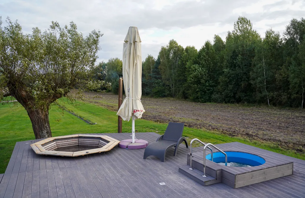 Długosiodło Noclegi Mały domek z prywatną balią kąpielową 3