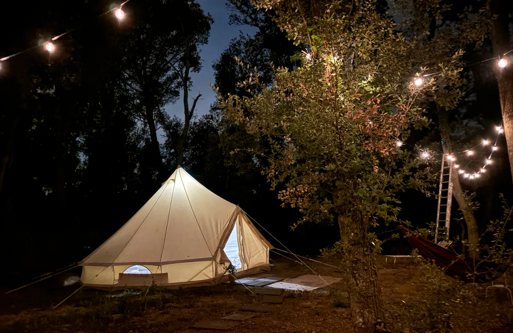 Glamping en el bosque AlohaCamp