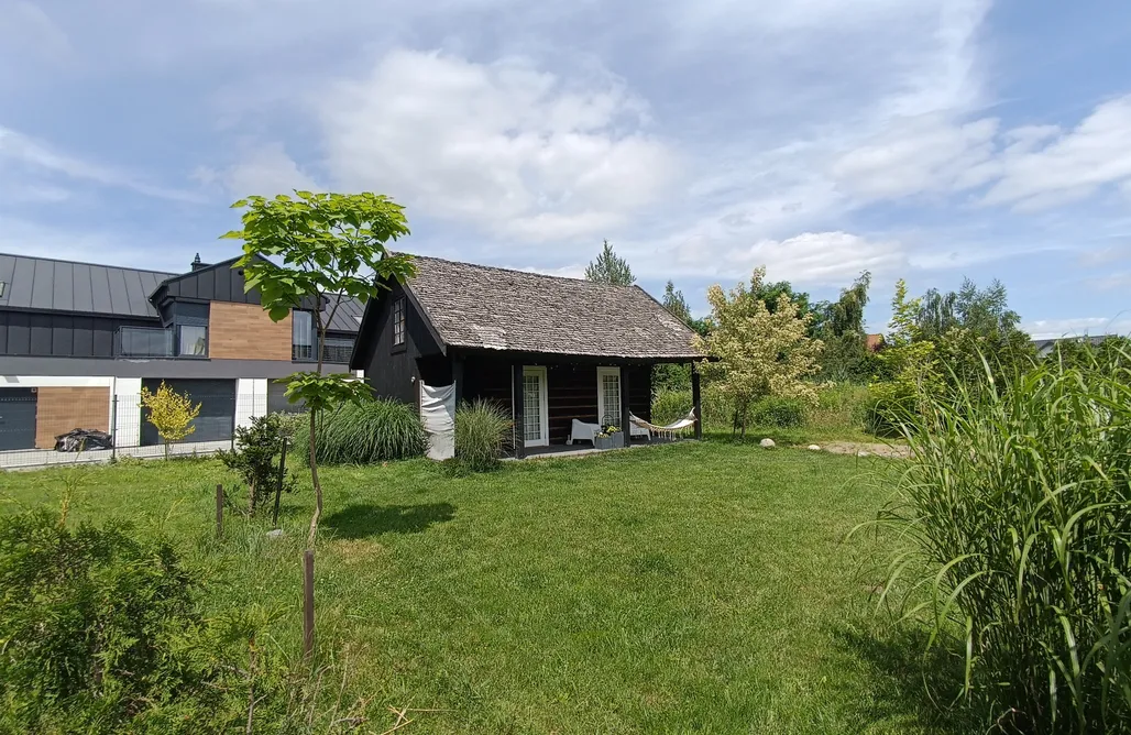 Glamping Kraków Chatka w trawach 3