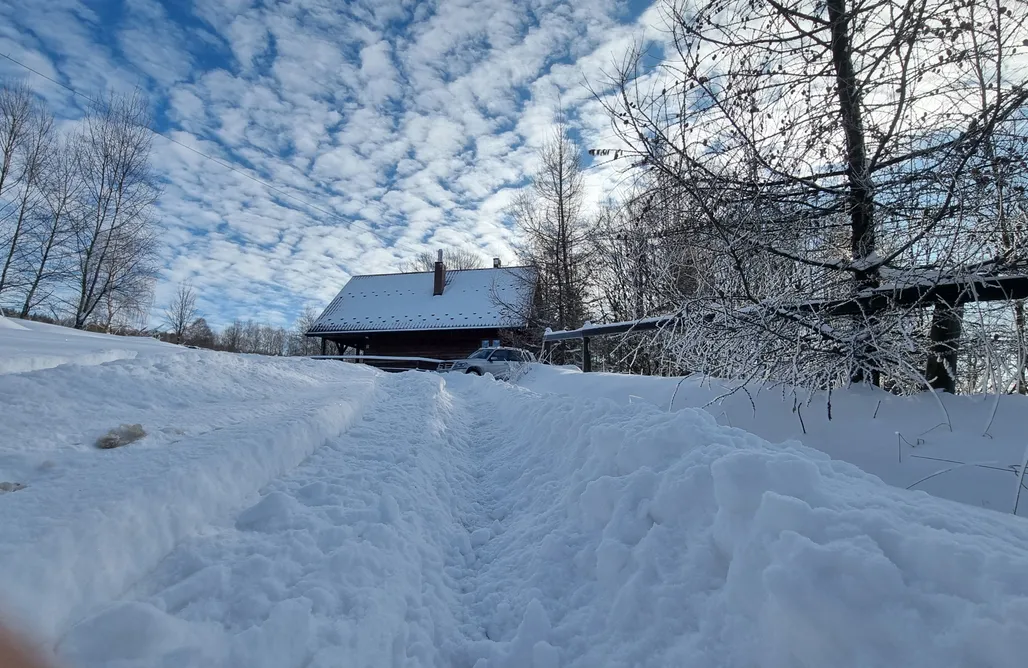 noclegi AlohaCamp Domek na wzgórzu z balią i jacuzzi 1