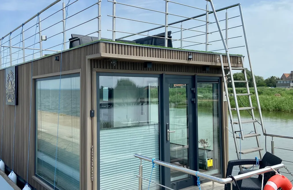 Domek na wodzie  AlohaCamp