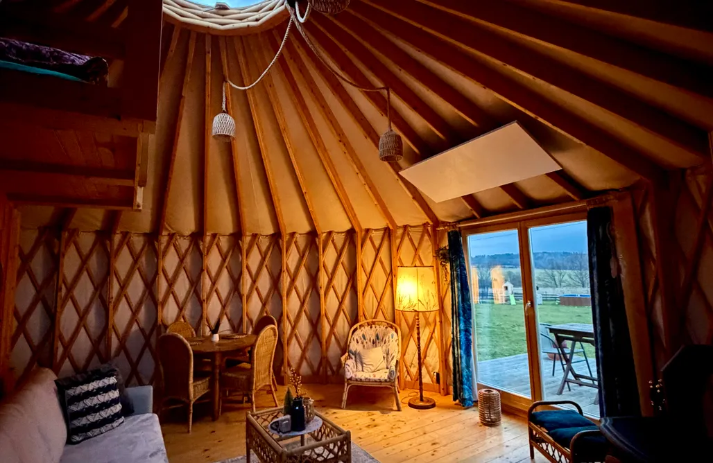 AlohaCamp Jurta niebieska  4