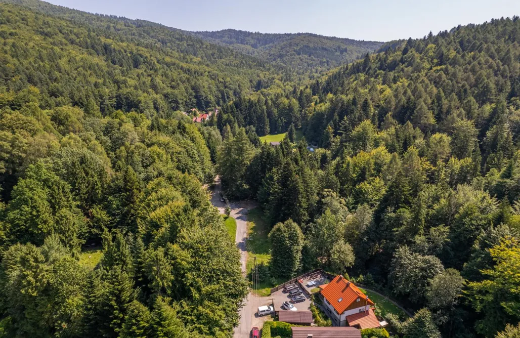 ubytování AlohaCamp Przystanek Leśna 5