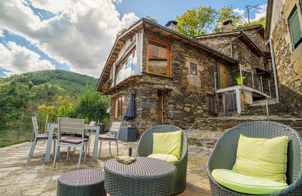 AlohaCamp accommodation Cabo do Mundo Casa Rural 2